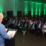 Roy Taylor, presidente do M&E, durante a abertura do evento