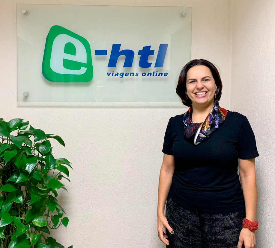 Silvia Russo, nova gerente de Inteligência de Produtos da E-HTL