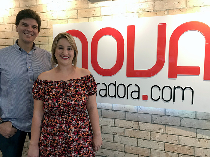 Nova Operadora contrata ex-Teresa Perez para equipe de atendimento 1 Andre-Pereira-e-Raquel-Istoe