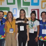 André Reis, diretor de Turismo de Ipojuca, e Daniel Jacarandá, da Associação de Hotéis de Porto de Galinhas, com equipe no estande do destino André Reis, diretor de Turismo de Ipojuca, e Daniel Jacarandá, da Associação de Hotéis de Porto de Galinhas, com equipe no estande do destino