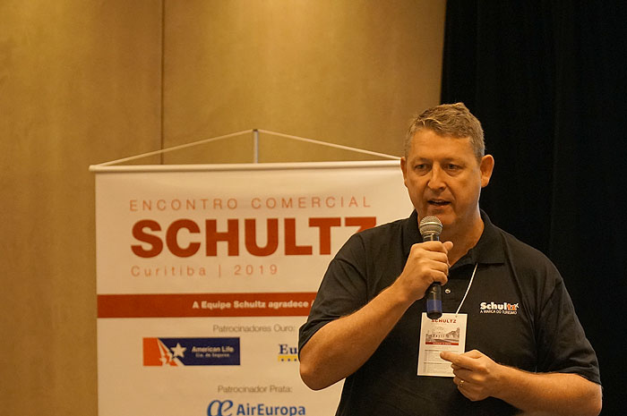 Aroldo Schultz, presidente d Schultz