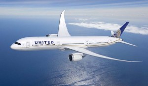 United retoma voos para três cidades europeias em julho