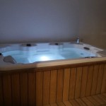 Cabine Aurea Suíte tem até jacuzzi na varanda