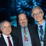 Carlos Prado, da Abracorp, Eduardo Sanovicz, da Abear, e Marco Ferraz, da Clia Brasil