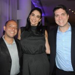 Caroline Artilheiro, da Journeys, com Leonardo Lourenço e Marcius Feijó, da Abreu