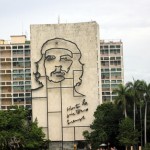 Prédio do Ministério da Comunicação na Praça da Revolução