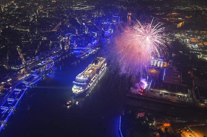 Veja fotos da inauguração do MSC Grandiosa 1 9 November 2019, Hamburg - MSC Grandiosa Christening Ceremony (Ph. credit Vallbracht for MSC Cruises)
