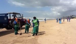 Salvador já recolheu mais de 127 toneladas de óleo de suas praias