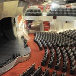 Teatro tem capacidade para 1,5 mil hóspedes