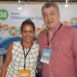 Yana Barral, da MGM Operadora, com Osvaldo Moriningo, da Giromundo do Paraguai Yana Barral, da MGM Operadora, com Osvaldo Moriningo, da Giromundo do Paraguai