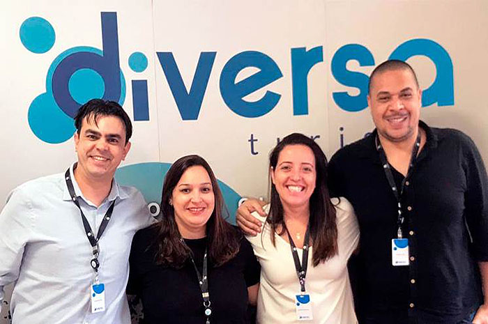 Waldir Souza, Gerente de Atendimento, Priscila Fabri, Gerente de Marketing, Adriana Fredericce, Diretora de Produtos e Operações e Andre Lopes, Supervisor de Conteúdo e Integração Online