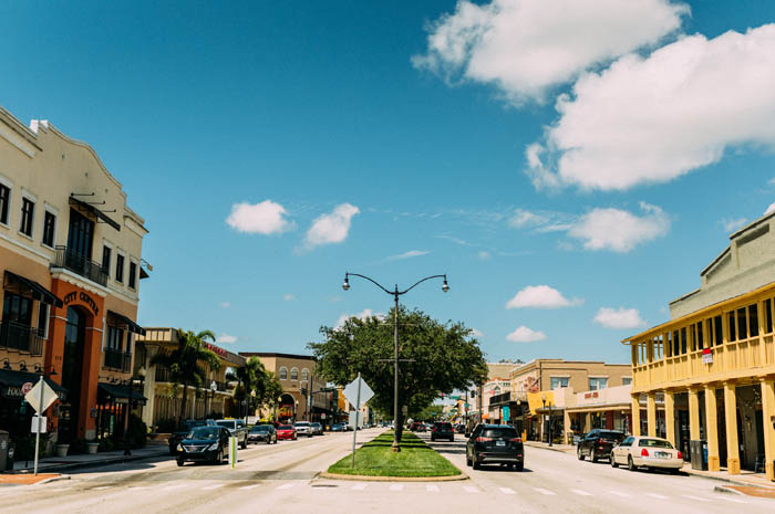 Brasileiros estão entre os turistas que mais visitam Kissimmee, na Flórida 1 Experience Kissimmee divulga onde fazer compras