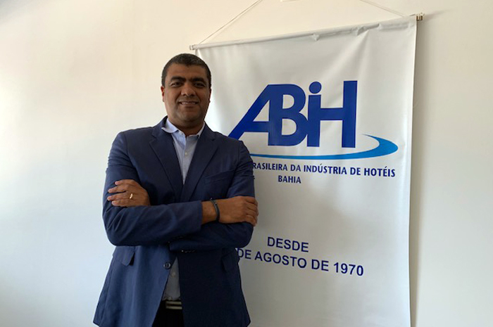 Luciano Lopes é o novo presidente da ABIH-BA 1 Hoteleiros elegeram o diretor executivo da Prima Empreendimentos, Luciano Lopes, para comandar a entidade no próximo biênio