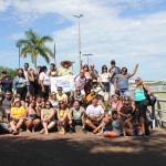 Os participantes do Fam no porto de Corumbá