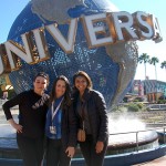 Jacqueline Miranda, da Copa Airlines, entre  Juliana Mesanelli e Alessandra Santos, da Universal