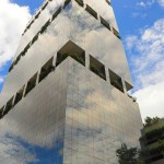 Prédio de 25 andares recebe cerca de 2,8 mil colaboradores por dia
