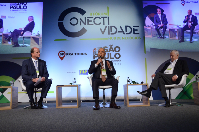 Aéreas apontam desafios na implementação de novas rotas entre Brasil e Europa 1 O painel foi mediado por Ralf Aasmann, diretor executivo da AirTKT e contou com a presença de Nelson de Oliveira da Alitalia Brasil e Mário Carvalho da TAP América do Sul