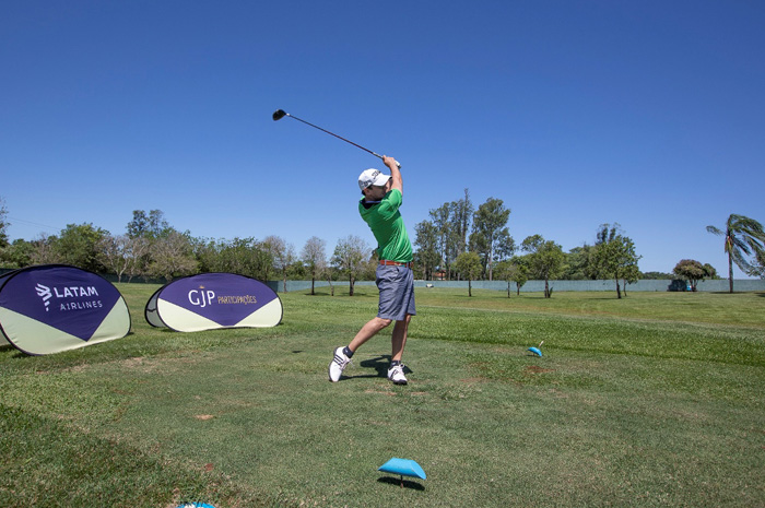 Torneio teve início em setembro nos principais campos de golfe do país e reuniu quase 500 participantes