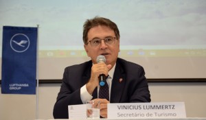 Lummertz comenta acordo coletivo para setor de hotéis, bares e restaurantes de SP