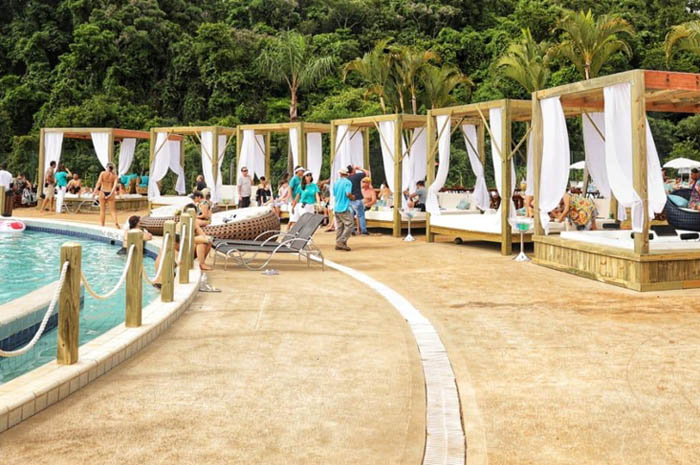 Wet'n Wild lança combo promocional para três pessoas 1 Wet'n Wild inaugura Lagoon Beach Club
