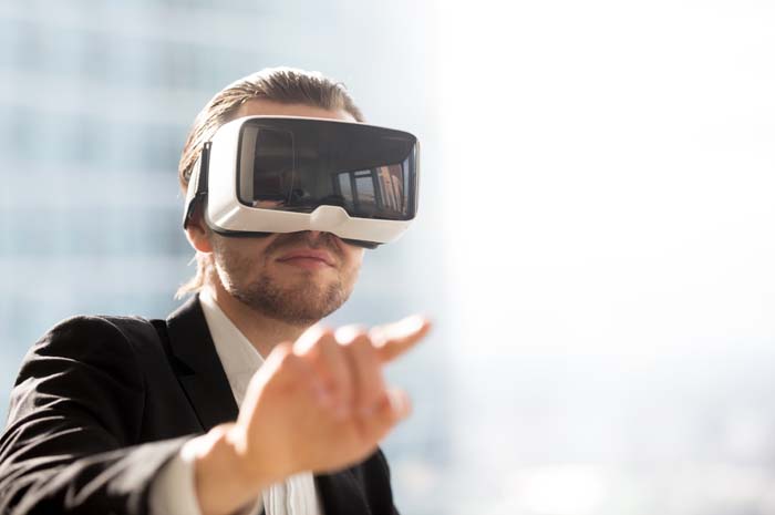 A tecnologia multissensorial de realidade virtual aumentada permitirá que os turistas explorem virtualmente um destino antes de poder conhece-lo fisicamente. Isso deve estimular os visitantes a conhecerem novos lugares