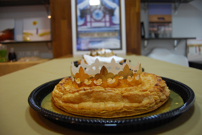 A Galette de Rois, ou Bolo rei, é uma torta que tradicionalmente é partilhada entre as famílias e amigos no dia 06 de janeiro, para comemorar o dia da epifania