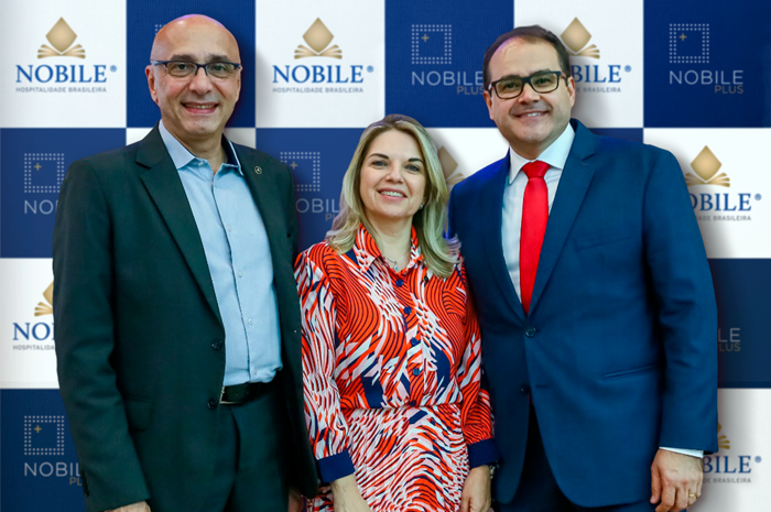 Ricardo Pompeu, Vice-presidente de Vendas & Marketing; Emiria Bertino, Diretora de Qualidade e Processos; e Roberto Bertino, Fundador e Presidente da Nobile Hotéis