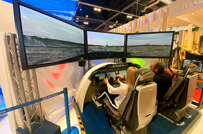 Espaço da Air Europa no estande da Globalia contou com um simulador de voo do Boeing 787 Dreamliner