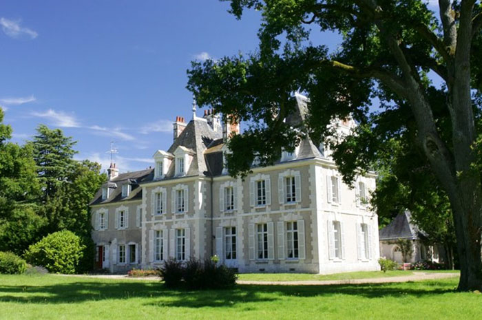 Futuro hotel de luxo no Vale do Loire, na França, abre reservas 1 Fachada do Château du Breuil, o prédio principal do Les Sources de Cheverny (Foto: Divulgação)