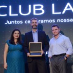 Gabriela Mundim e Igor Miranda, da Latam, com Marvio Mansur, da Flytour Gapnet Gabriela Mundim e Igor Miranda, da Latam, com Marvio Mansur, da Flytour Gapnet