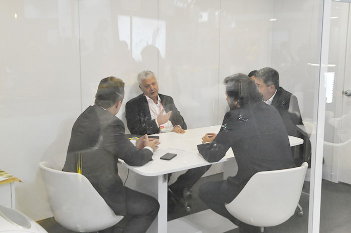 Pernambuco negocia detalhes de stopover da TAP durante Fitur 2020 2 Mario Carvalho, da TAP, se reune com João Baptista Neto da Embratur, Rodrigo Novaes, secretário de Turismo de Pernambuco, e Otaviano Maroja, da Associação de Hotés de Porto de Galinhas