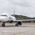 Modelo se prepara para decolagem no aeroporto de Recife