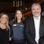 Daniela Bergamini, do SeaWorld, entre Tatiane Bertolla e Alexandre Amaral, do Magic Blue Turismo Daniela Bergamini, do SeaWorld, entre Tatiane Bertolla e Alexandre Amaral, do Magic Blue Turismo