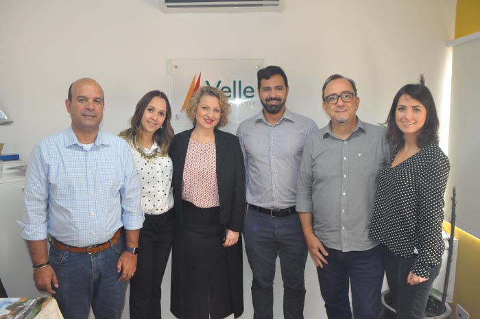 Equipe da Velle Representações, com Flavio Policarpo, da Scenic