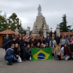 Grupo do mega famtrip da Flot em Harissa, no Santuário de Nosa Senhora do Libano