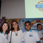 Ilka Paula, da Wyndham Hotels & Resorts, entre Mariana Mello e Thales Athalimar, da Pratagy Beach