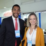 Juliano Braga, do M&E, com Gabrielle Rodrigues, da Giordani Turismo