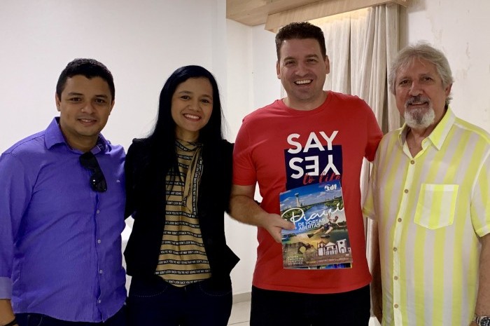 Schultz participa de famtour em Teresina, no Piauí 1 Marcio e Marília, da TDF Turismo, Rodrigo Rodrigues, da Schultz, e Eneias Barros, coordenador da Semdec