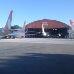 Aeronaves no hangar da Gol