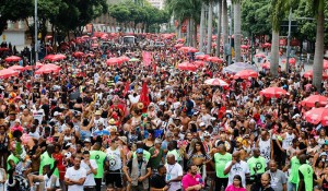 Carnaval do Rio de Janeiro reúne 7 milhões de pessoas