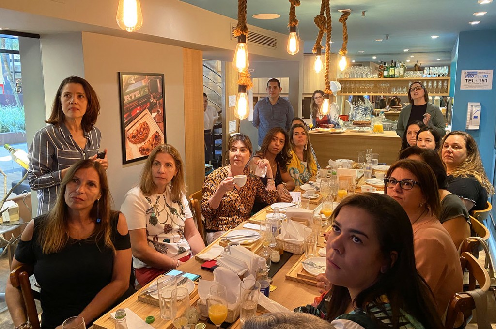 Signature Travel realiza capacitação em parceria com Sandals no Rio Capacitação reuniu agentes seletos da Barra da Tijuca-RJ