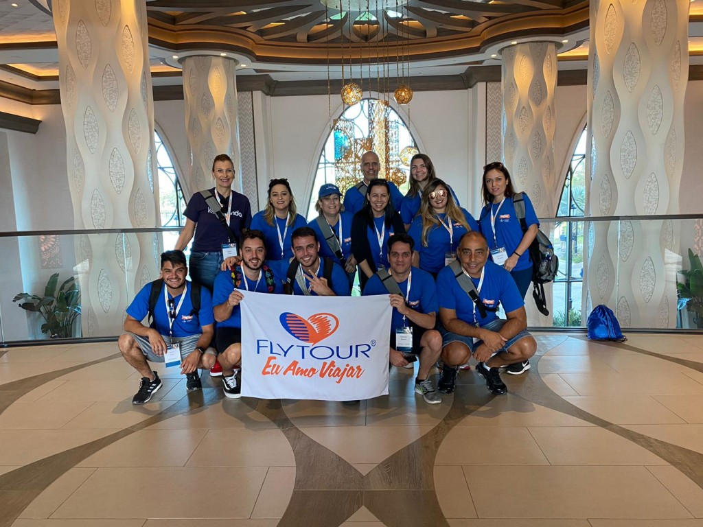 Flytour promove primeiro famtour internacional de 2020 para Orlando Grupo Visita o Hotel Disney Coronado Resort1