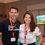 Marcus Carneiro, da Stepway (GO), e Vivi Menon, da Vita Travel