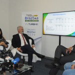 Monica Samia e Roberto Neldeciu, da Braztoa, com Willian França, do MTur