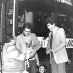 Década de 70: A CVC nasceu em Santo André (SP) em 1972, organizando viagens aos finais de semana para trabalhadores das montadoras de automóveis baseadas no polo do Grande ABC, região metropolitana de São Paulo. As viagens já eram vistas naquela época como oportunidade única de aproveitar a vida!