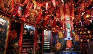 Universal Orlando inaugura loja inspirada no Halloween Horror Nights