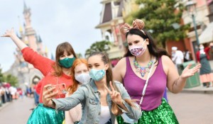 Disneyland Paris reabre com medidas de segurança e restrições