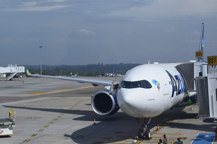 Azul planeja operar A330neo entre Campinas e Recife em setembro 1 A330neo-é-preparado-para-receber-os-passageiros-768x512