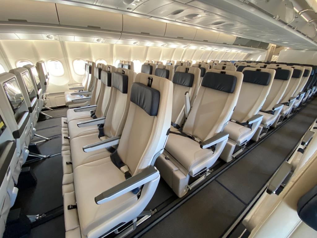 SkySofa_A330Neo_Azul2