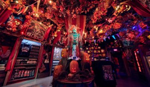 Universal: loja do Halloween Horror Nights ganha sala inspirada em Beetlejuice